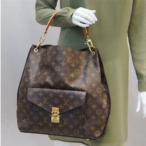 louis vuitton bag hobo